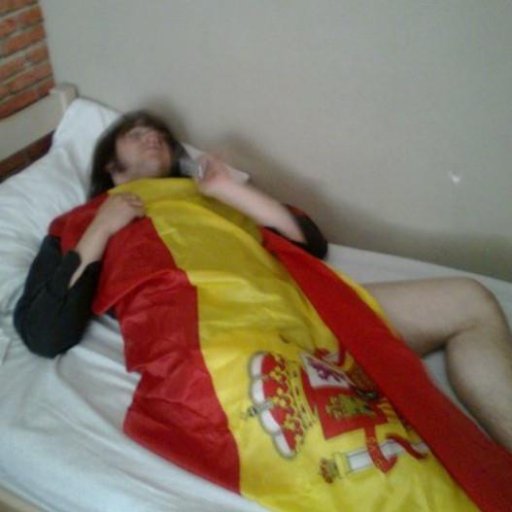 523752_205220696282216_69304536_n